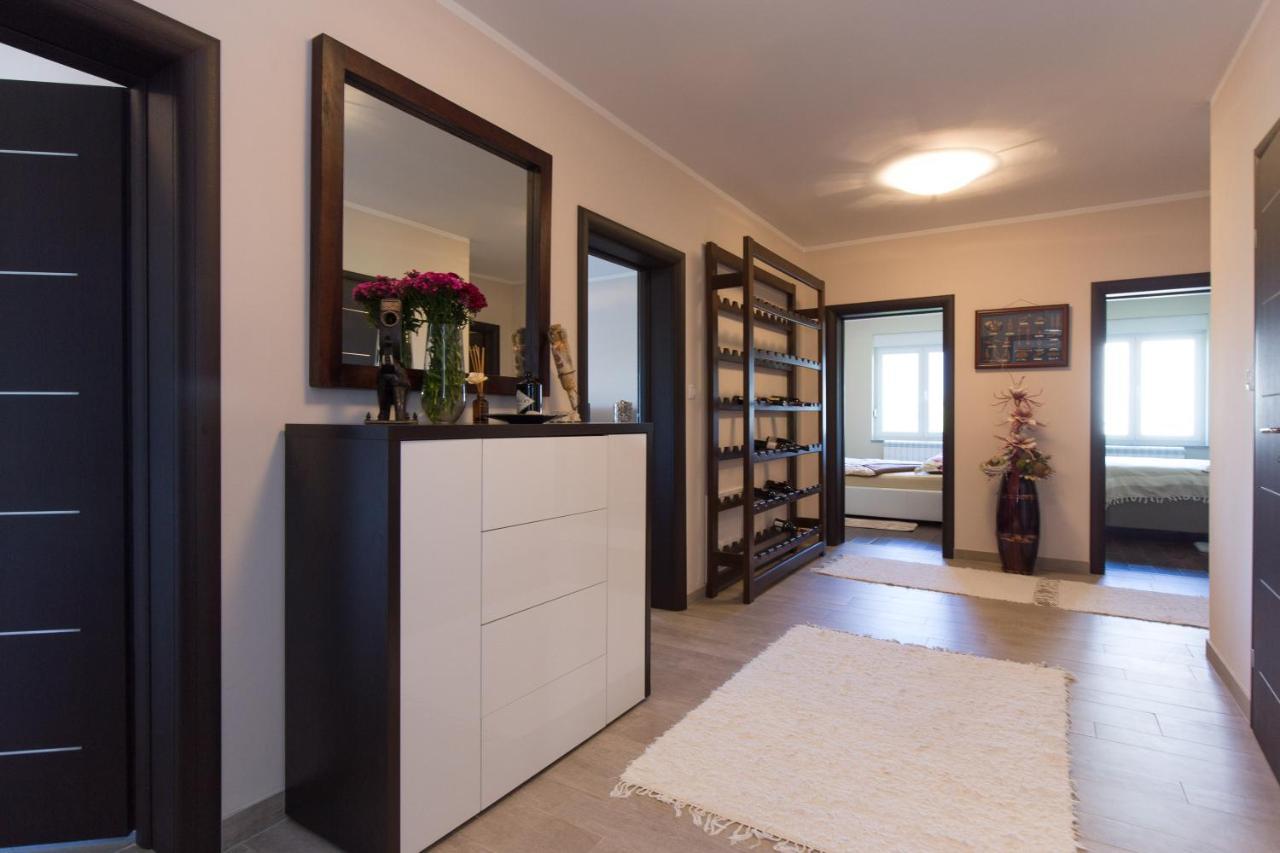 Deluxe Sea View Apartment Mate Balote غييكا المظهر الخارجي الصورة